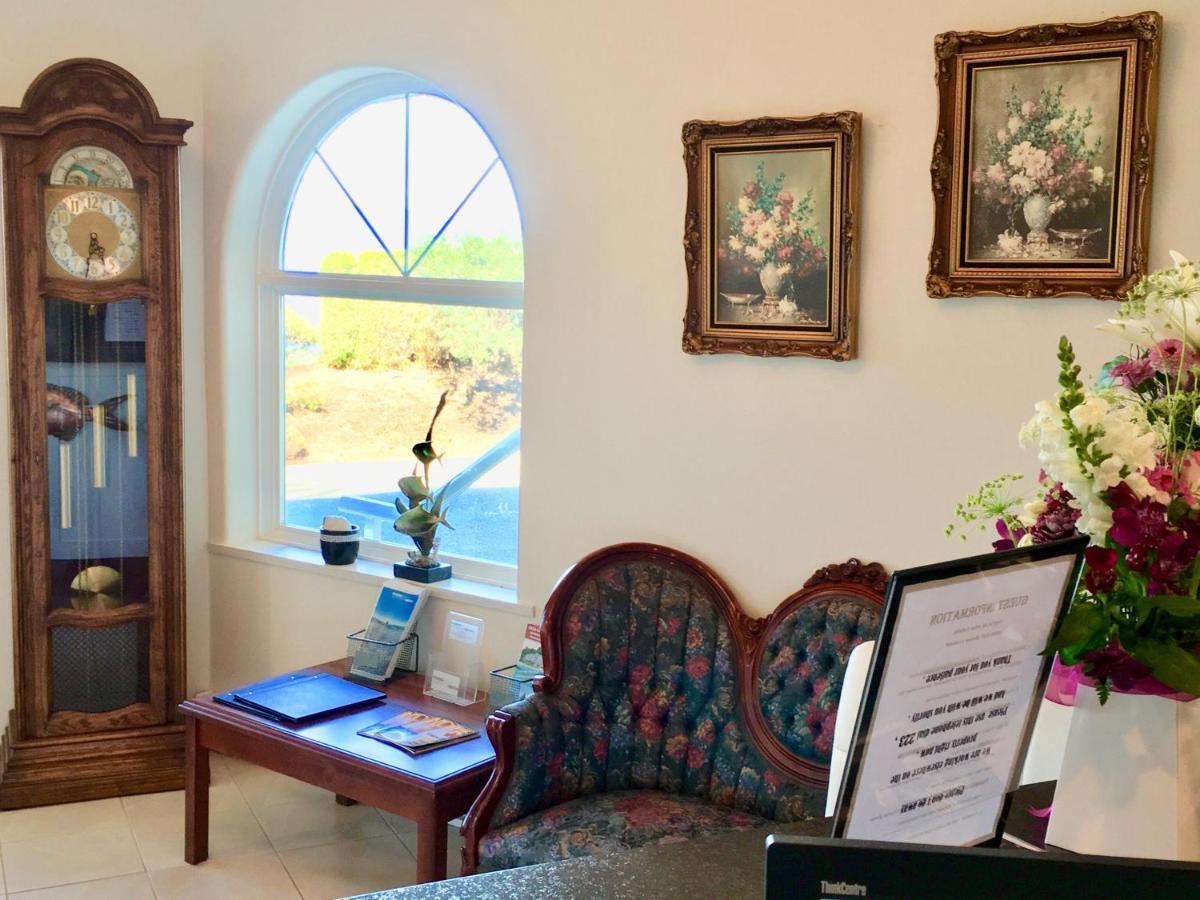Casa Grande Inn Qualicum Beach Kültér fotó