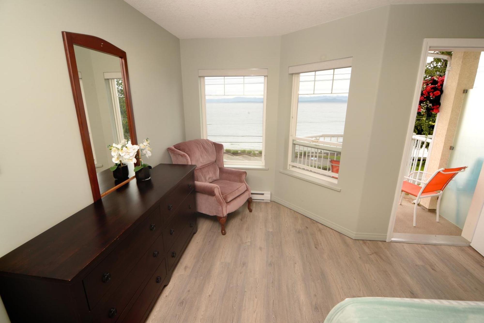 Casa Grande Inn Qualicum Beach Kültér fotó